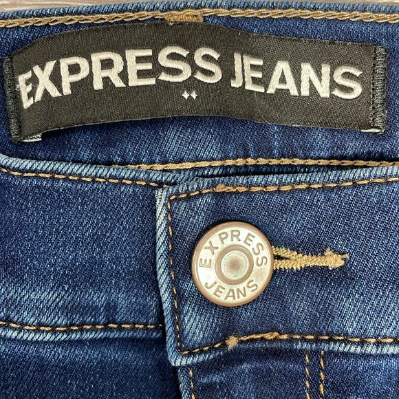 Express Jeans Mid Rise Supersoft Legging 2 - Picture 11 of 15